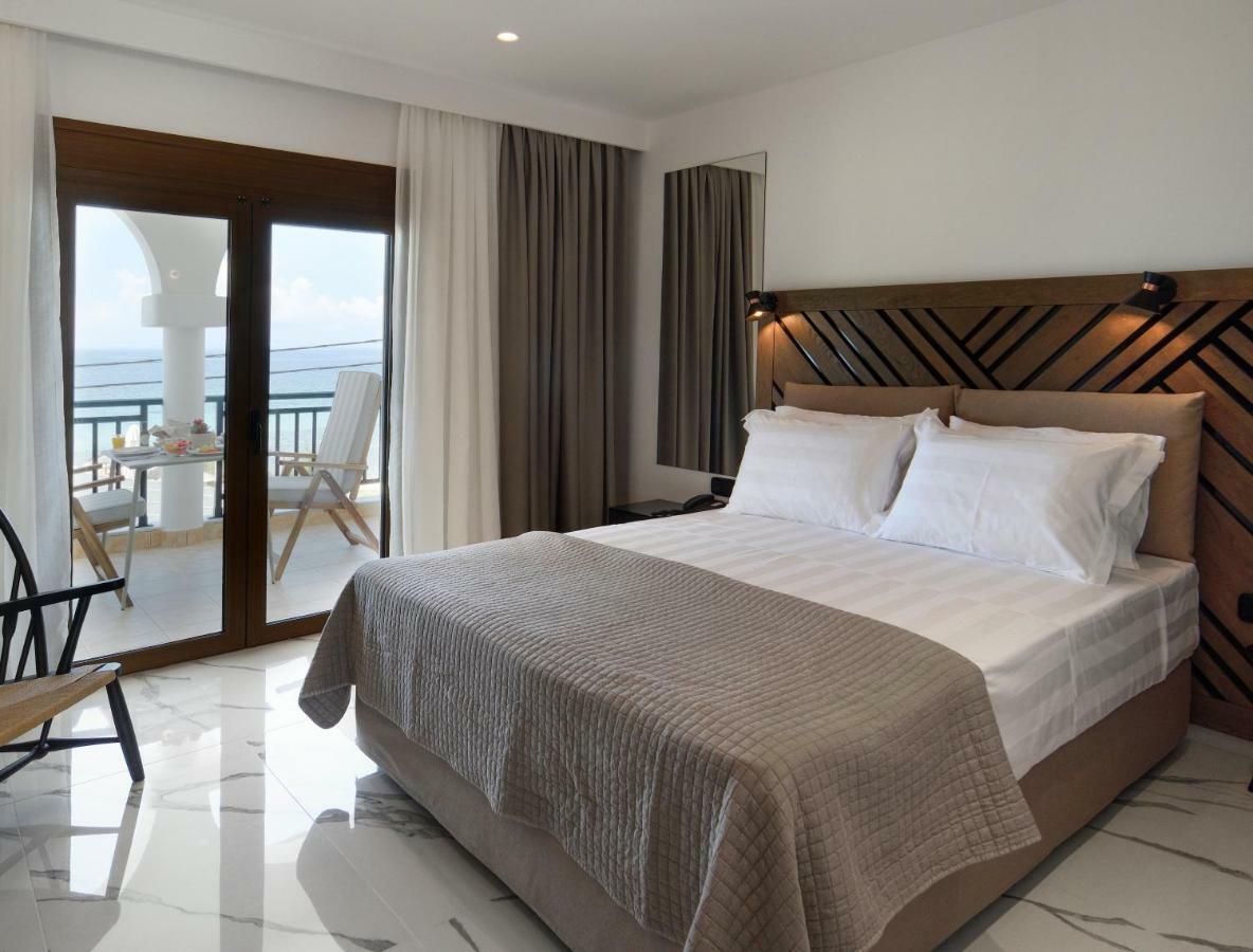 Apartament Assano Seafront Luxury Nikiti  Zewnętrze zdjęcie